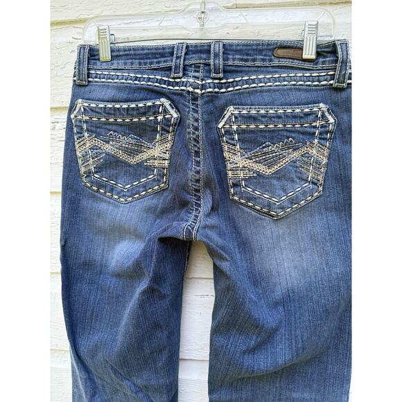 Wrangler Rock 47 Womens Jeans Blue 28x32 Low Rise Bootcut Stretch Embroidered - Picture 2 of 6